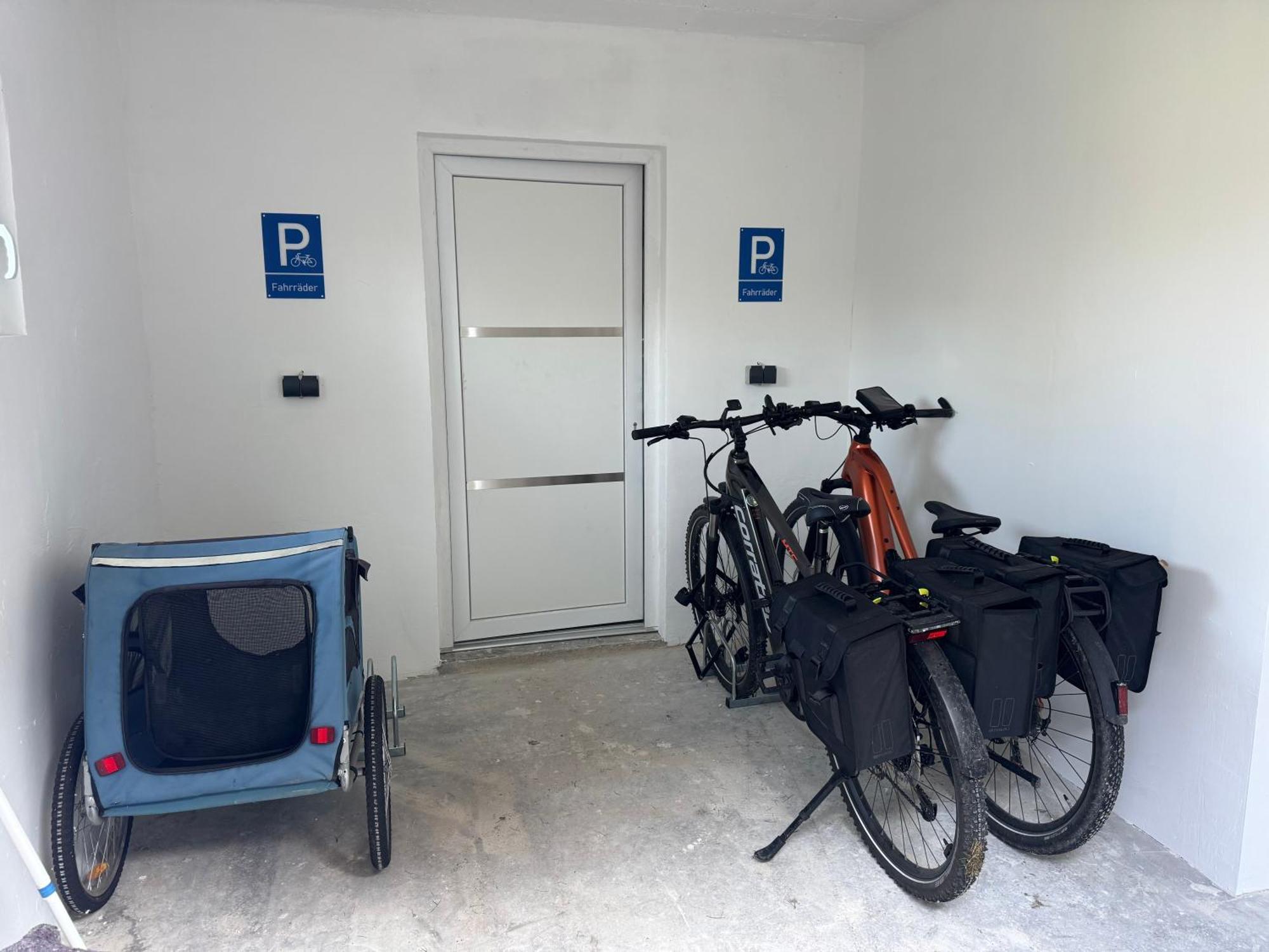 Ferienwohnung Am See Dillich - Eigener Garten - Ruhige Lage - Natur Vor Der Haustuer Borken  Εξωτερικό φωτογραφία